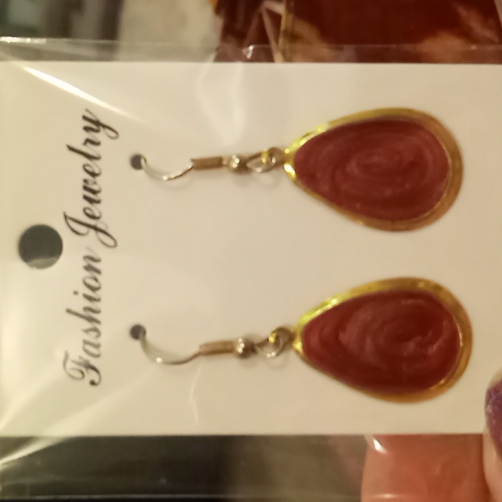 Cranberry dangle earrings